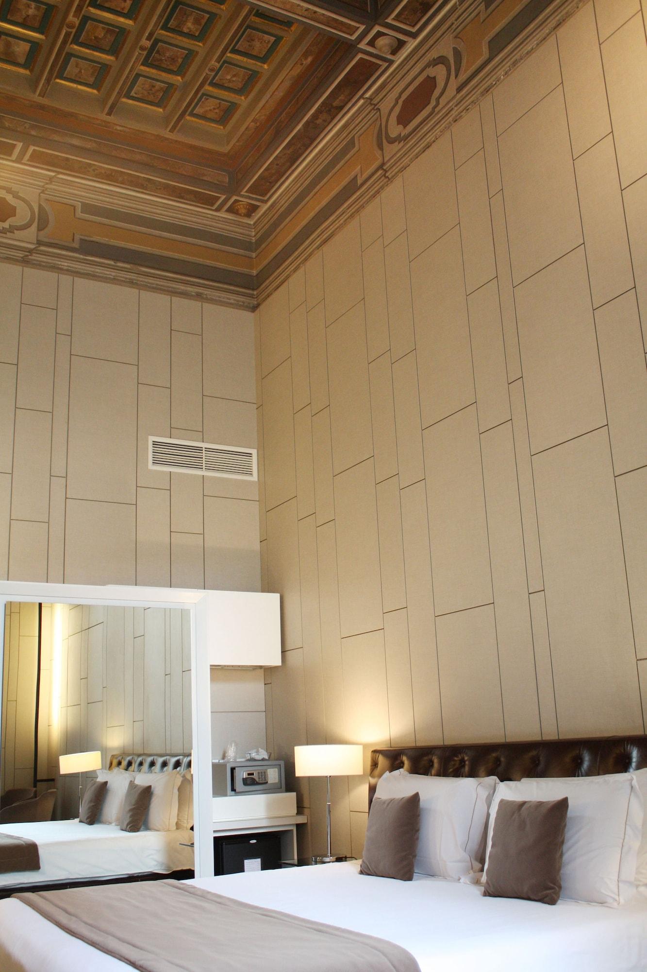 Piazza Del Gesu' Luxury Suites Рим Екстериор снимка