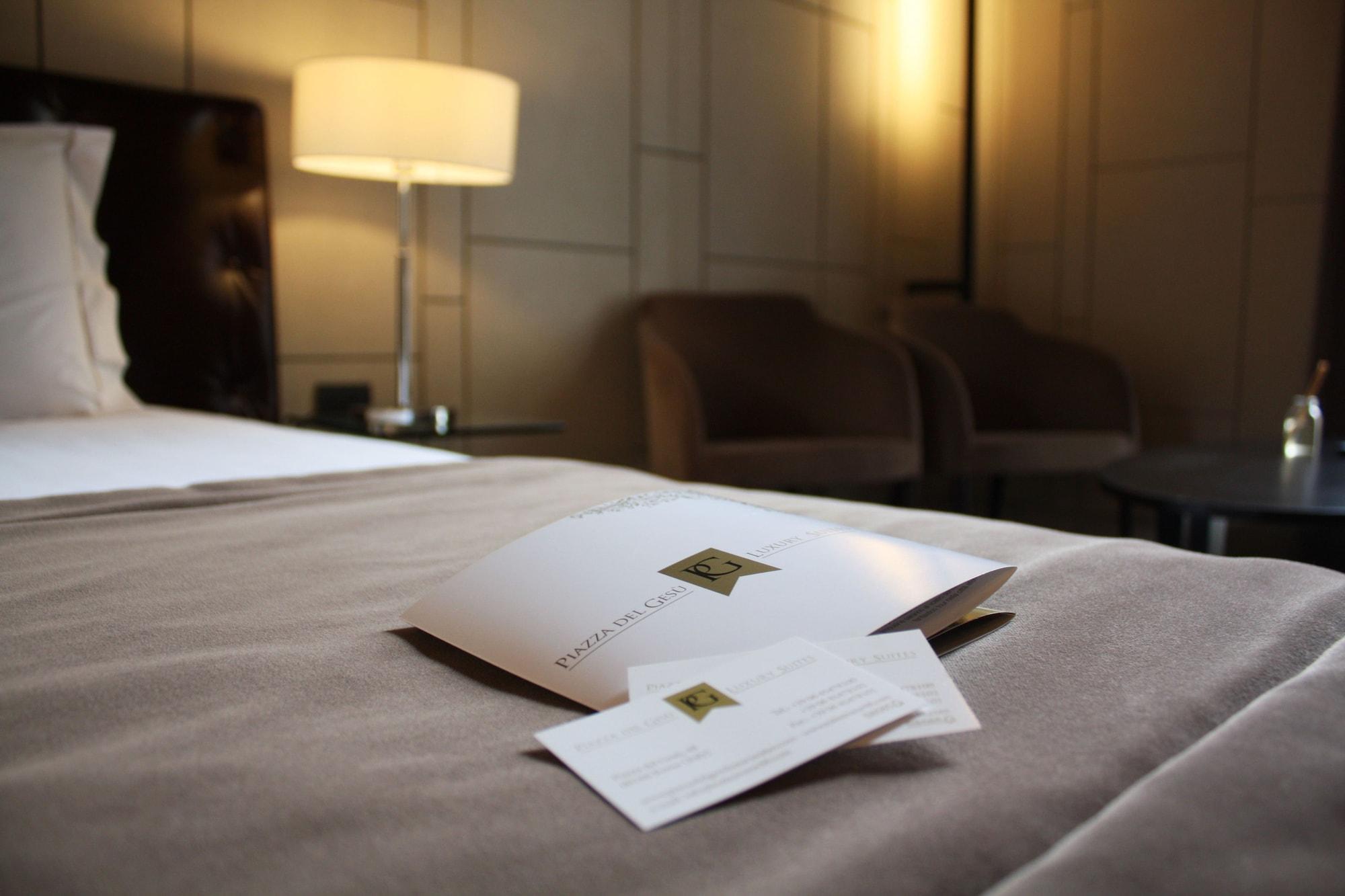 Piazza Del Gesu' Luxury Suites Рим Екстериор снимка