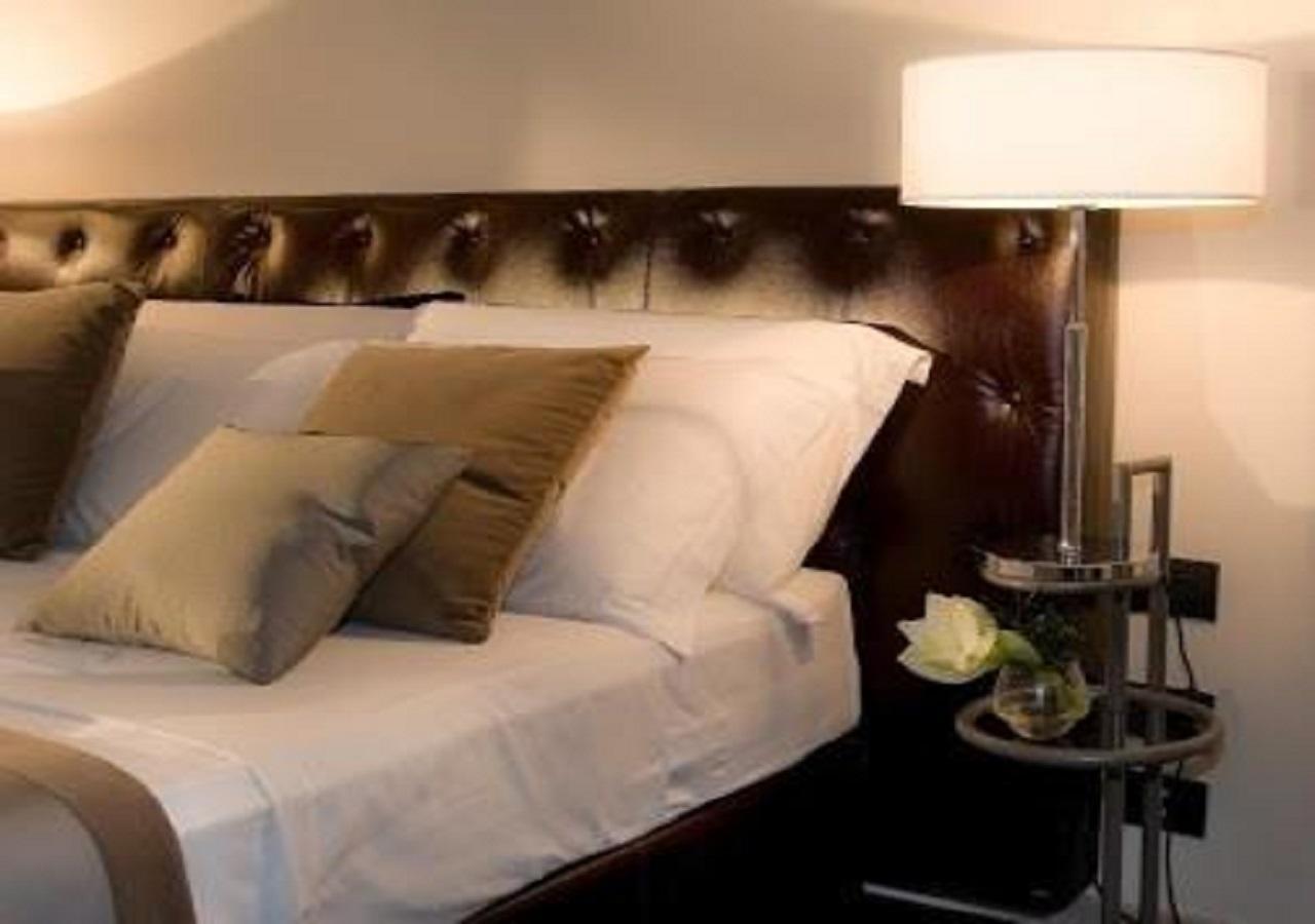 Piazza Del Gesu' Luxury Suites Рим Екстериор снимка