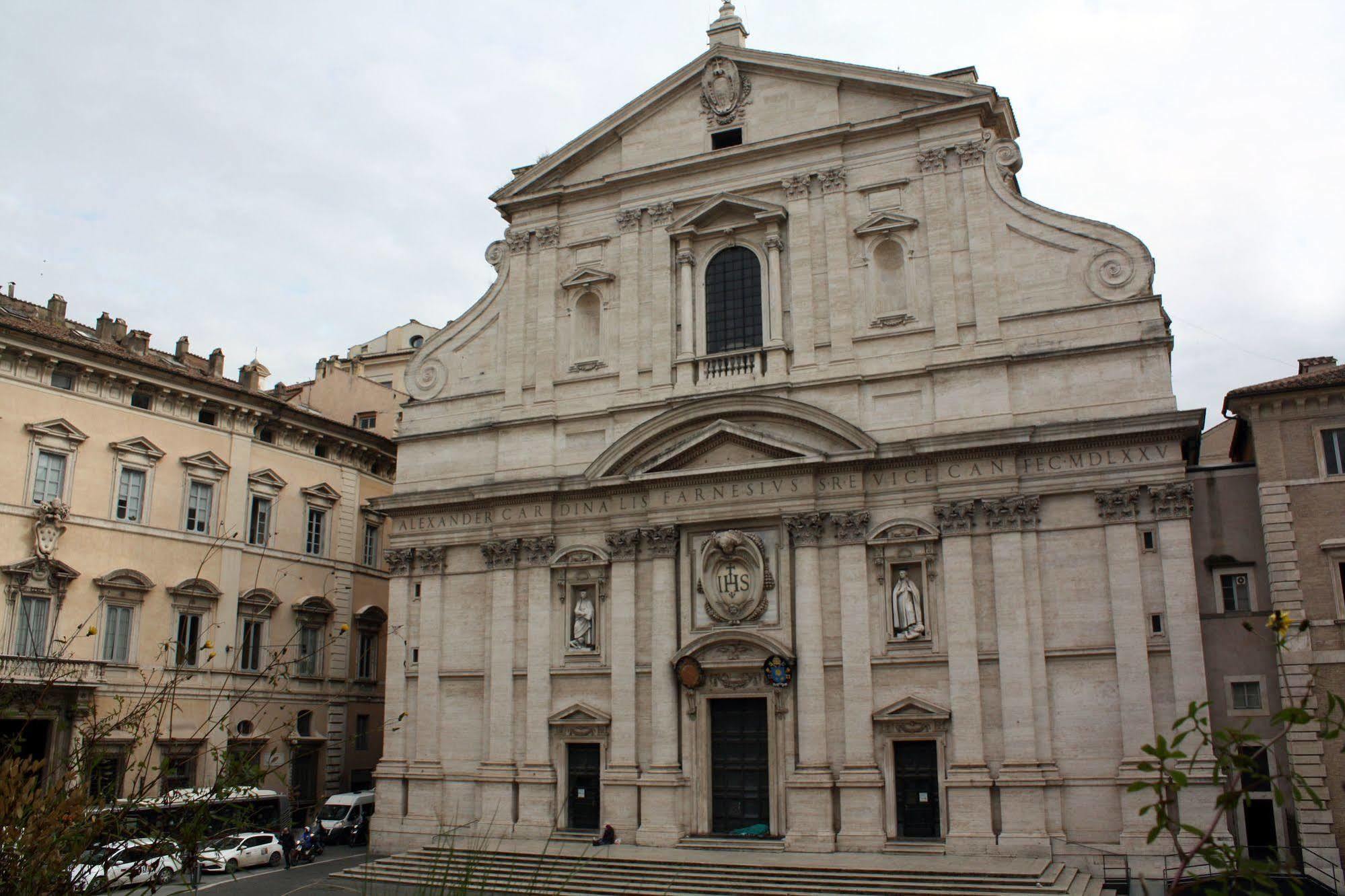Piazza Del Gesu' Luxury Suites Рим Екстериор снимка
